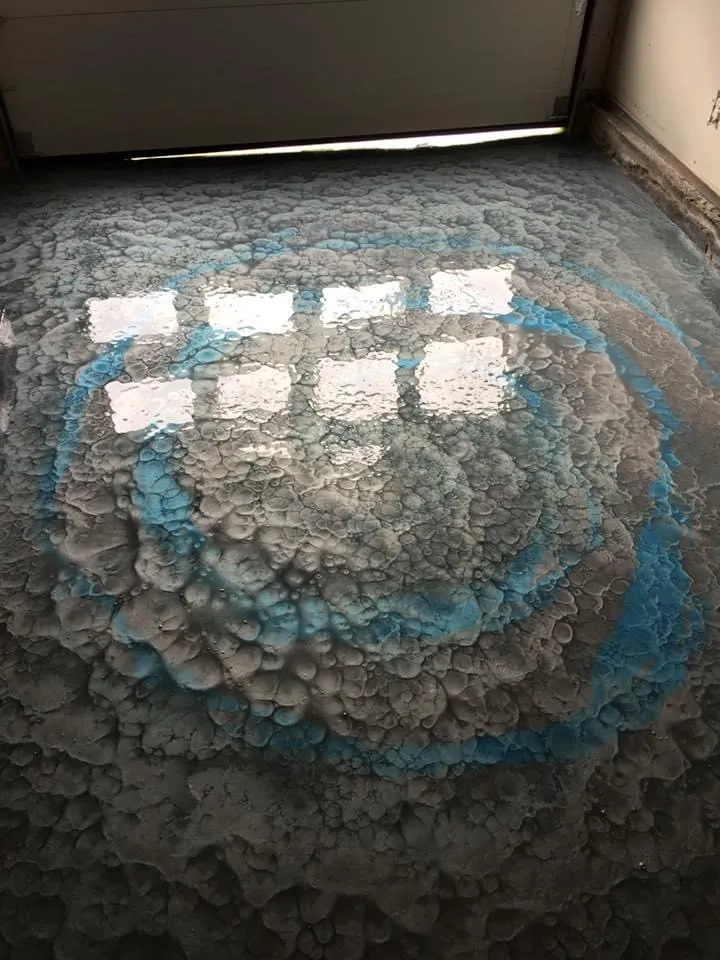 Decorative metallic epoxy detail